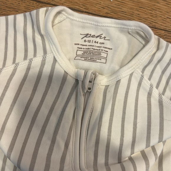 3 piece Pehr set! Never worn. - Picture 5 of 8